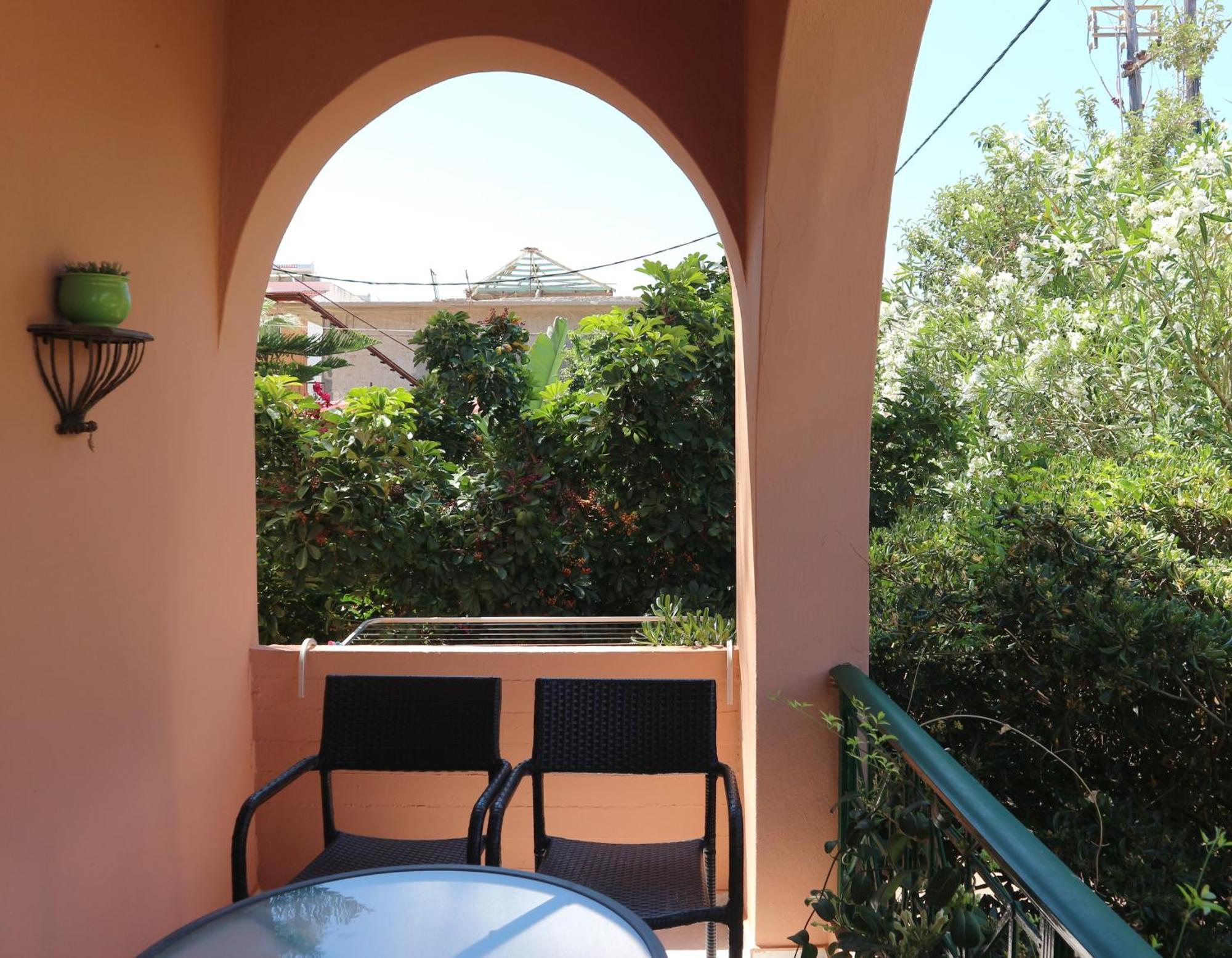 Villa Eleni Seaside Apartments Platanés الغرفة الصورة